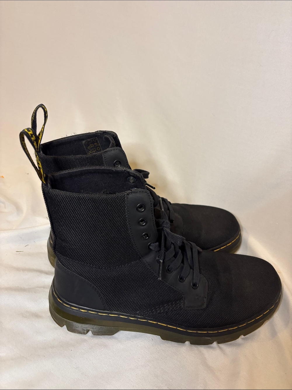 Dr. Martens Combs Boots Size EU 42 Mens 9 or Women's 10 Black - Picture 4 of 8